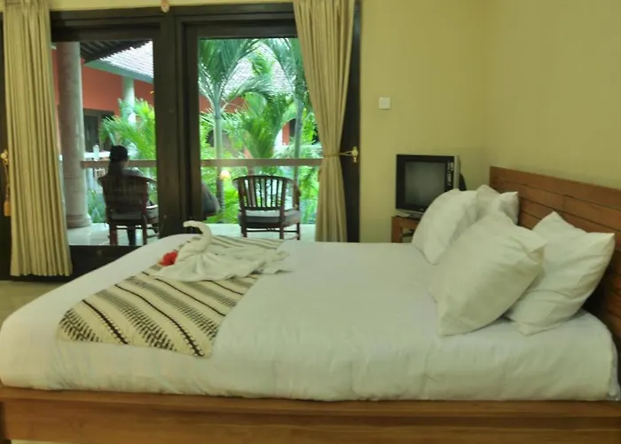 Crystal Ocean View Hotel 2*